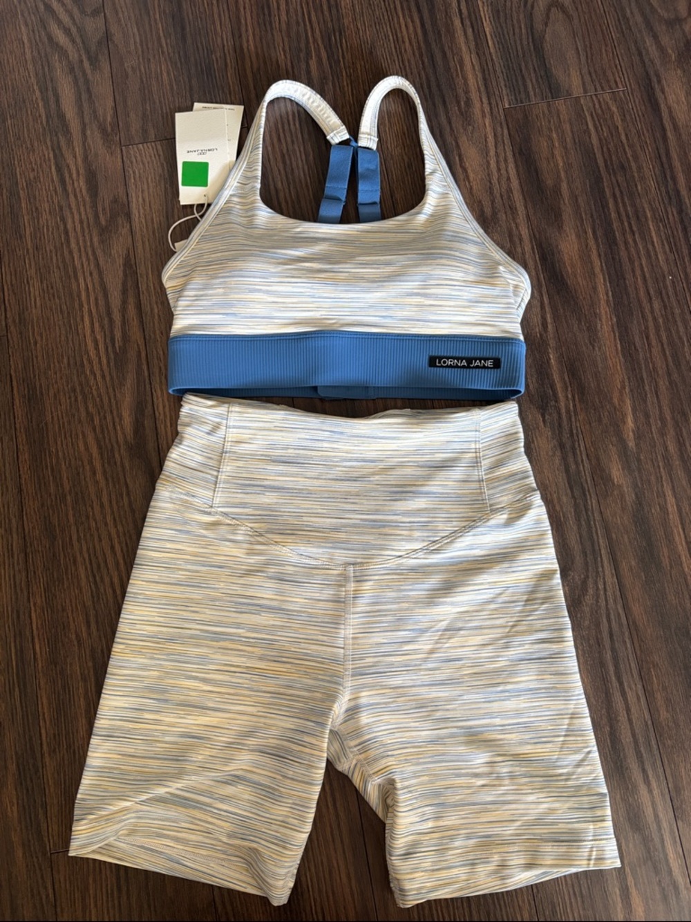 Lorna Jane Light Space-Dye Sports Bra and High-Waist Bike Shorts with Blue Trim